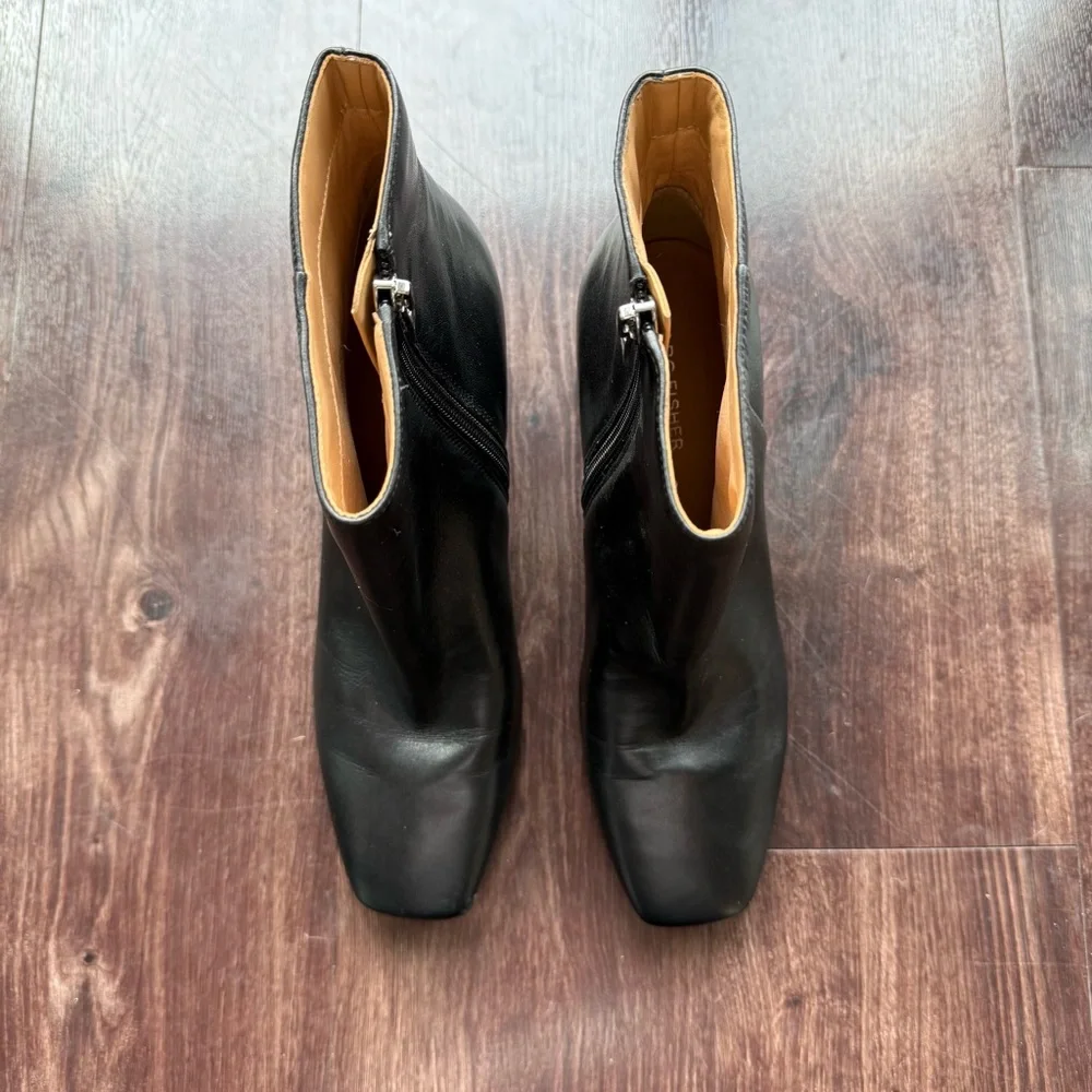 Marc Fisher Ankle Boots - Picture 3 of 8